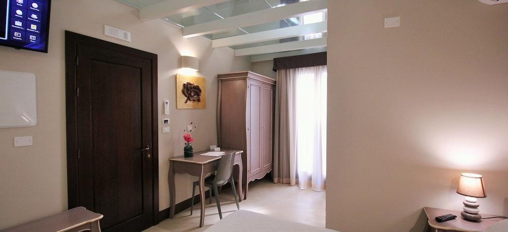 Suite Porta Terra Gallipoli Exterior photo